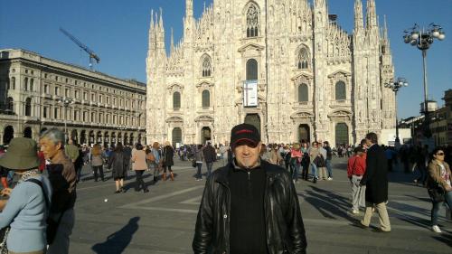 3-22 Italy Gold Wing Point (1)