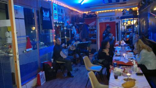 12. 24 Party at club (17)