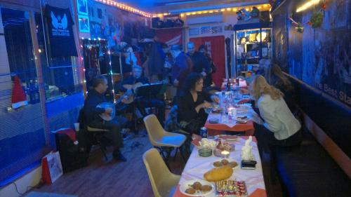 12. 24 Party at club (18)