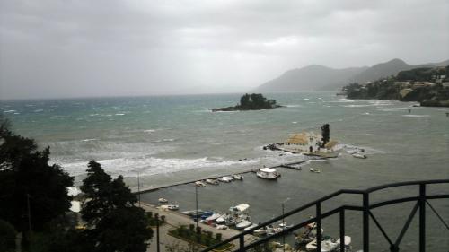 3.23 Corfu camping (11)