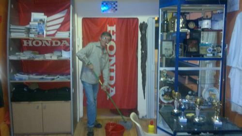 9.9 Visitors at club