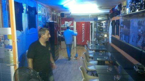 9.9 Visitors at club (2)