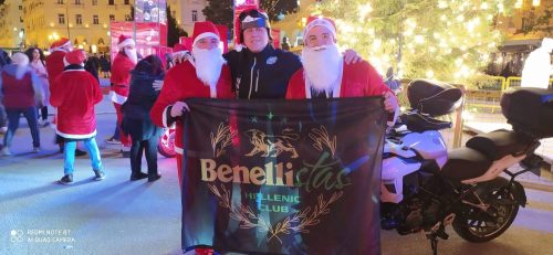 Santa-Claus-on-the-Road-40