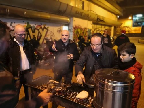 Santa-Claus-on-the-Road-53