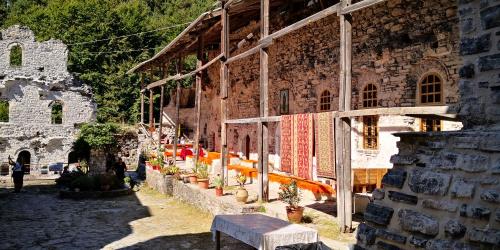 9-13 Olympus tour (13)