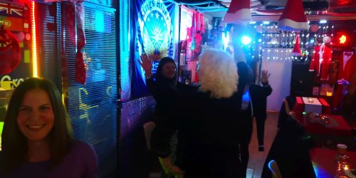 Santa-Claus-on-the-Road-21